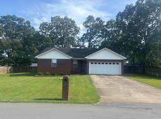 2 Ledrick Cir, Mayflower, AR 72106