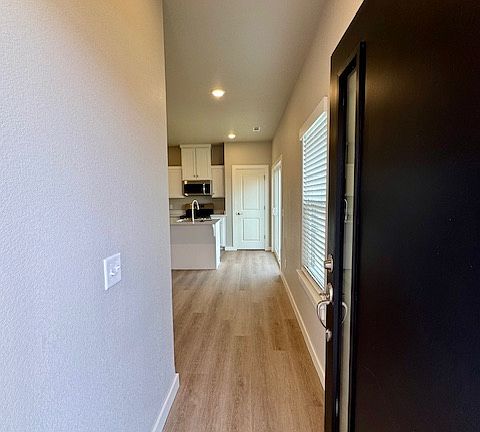 3rd image of 1902 SW Poigai Way #2