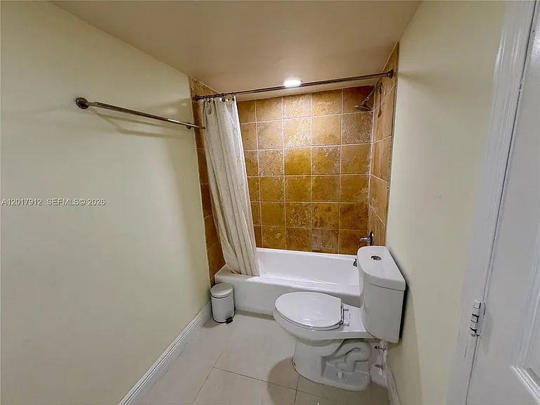 9429 SW 76th St #W25 — Photo 10