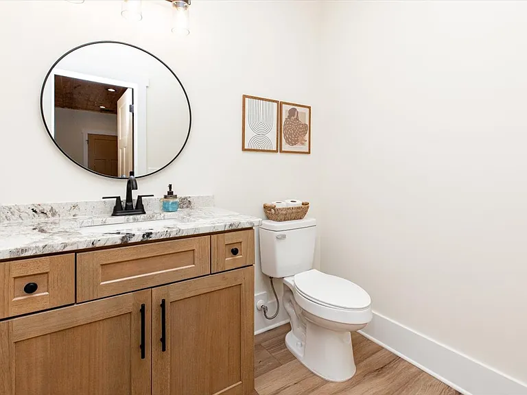 458 Palisade Dr — Photo 66