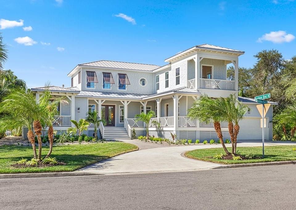 1st image of 3328 Bayshore Blvd NE