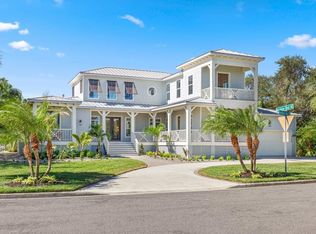 3328 Bayshore Blvd NE, Saint Petersburg, FL 33703