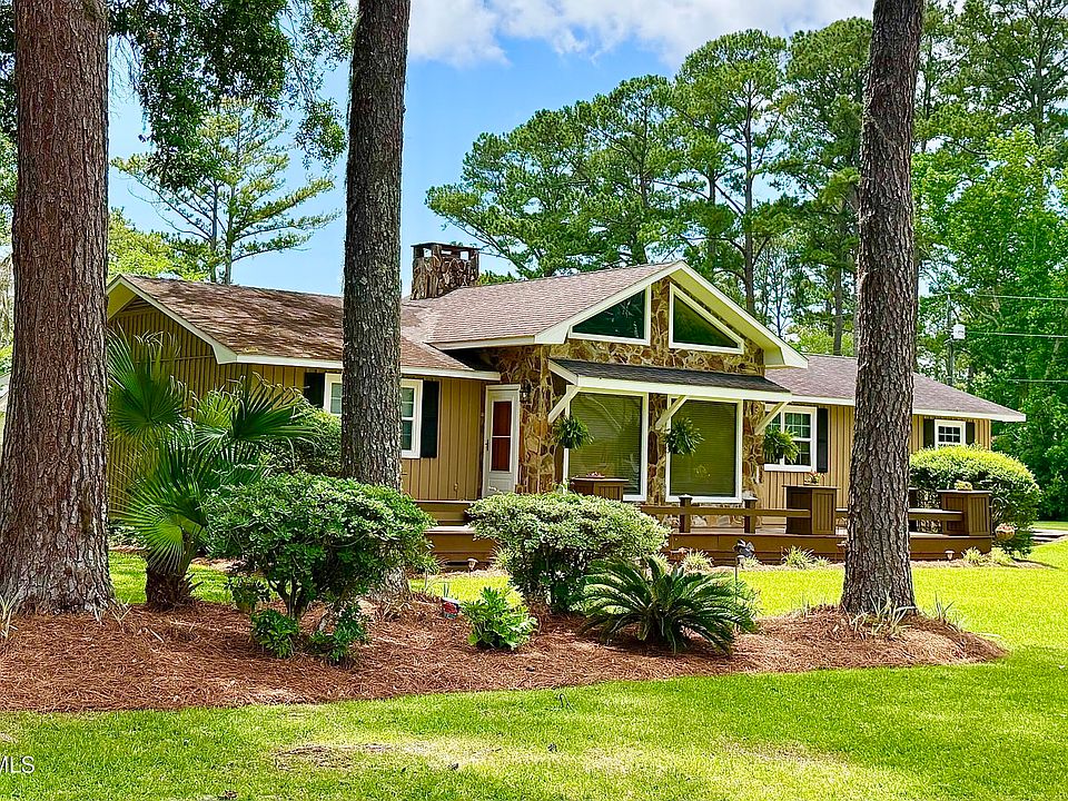 1st image of 107 Dovewood Dr
