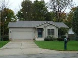 611 Angel Ct, Charlotte, MI 48813