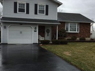 45 Ballina St, Troy, NY 12180