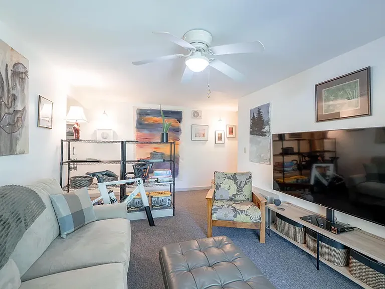 secondary living room
