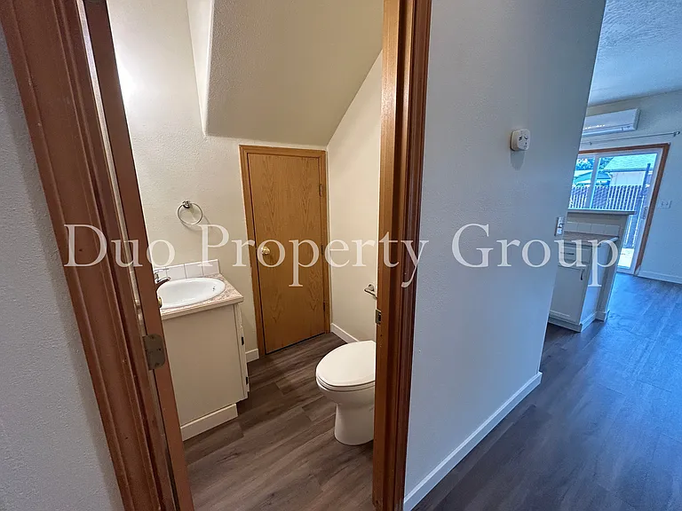 603 S 41st Ct — Photo 8