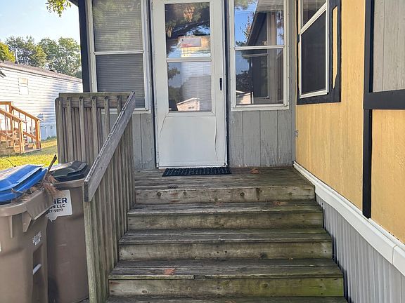 2nd image of 20 Orchard Lane Ct #20
