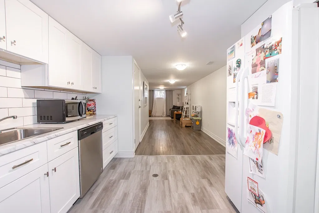 3 Winston Road — Photo 1