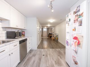 3 Winston Rd, Saint Catharines, ON L2M 4R1