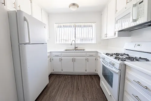 Floor plan 206