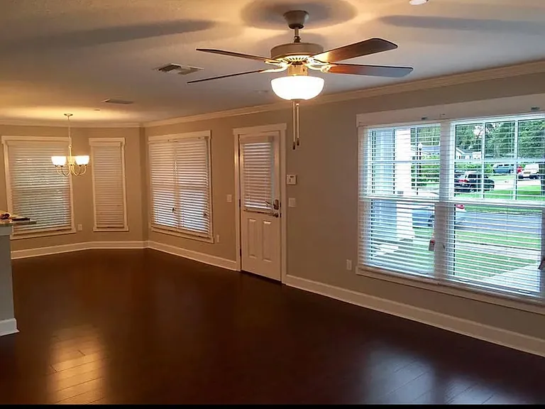 1061 S Tennessee Ave — Photo 6