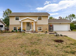 5933 Clarendon St, Wichita, KS 67220