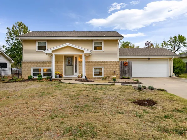5933 Clarendon St, Wichita, KS 67220