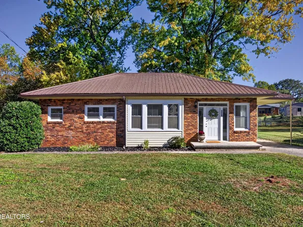 324 Arrowhead Dr, Maryville, TN 37801