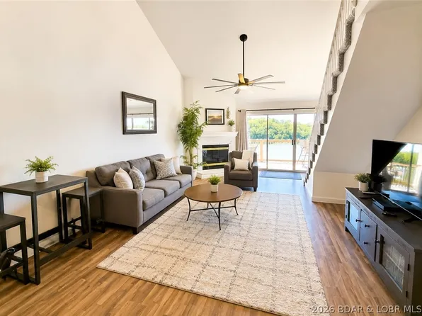 1481 Ledges Dr #842, Osage Beach, MO 65065
