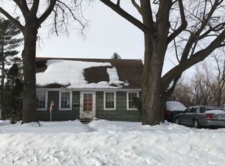 817 3rd St N, Saint James, MN 56081