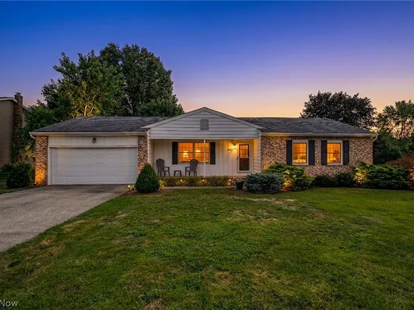 407 Holliston Rd, Akron, OH 44333