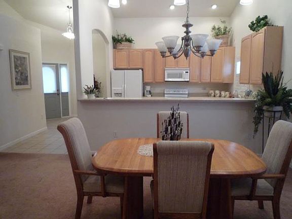 Eating Space / Kitchen