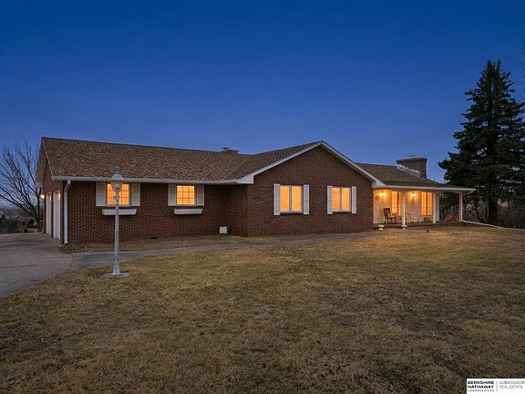 5th image of 4472 County Road P43