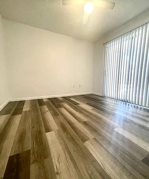401 N Cromwell Rd #T1 — Photo 10