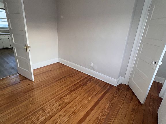 5th image of 69 Oswego St Floor 2