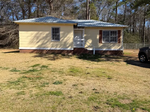 265 Dallas Dr, Thomaston, GA 30286