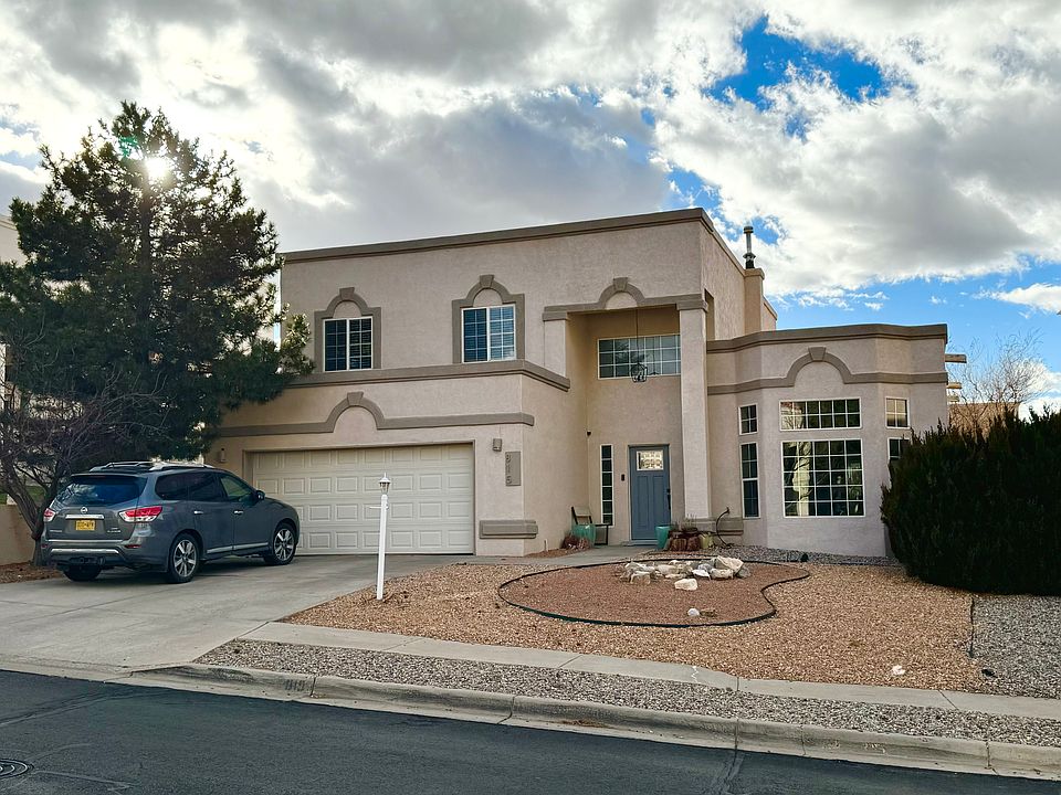 1st image of 815 Calle Verde Dr SE