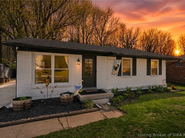 2924 Linda Drive, New Albany, IN 47150