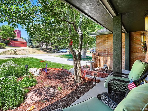 3rd image of 6816 Hillpark Avenue