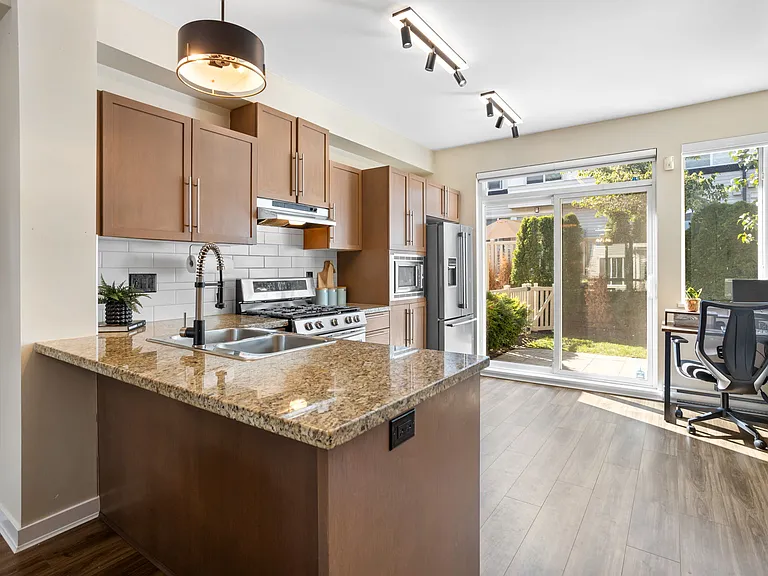 1125 Kensal Pl #5 — Photo 1