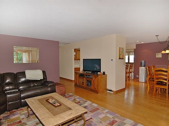 5th image of 6605 Taylor Dr