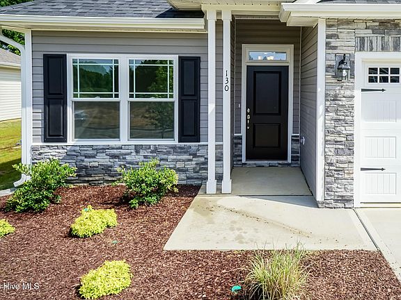 4th image of 449 Whitetail Way