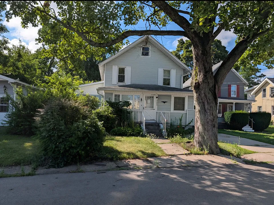 3003 Gray Ave