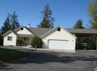 81 Erving Jacobs Rd, Port Angeles, WA 98362