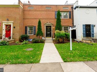 1809 Wainwright Dr, Reston, VA 20190