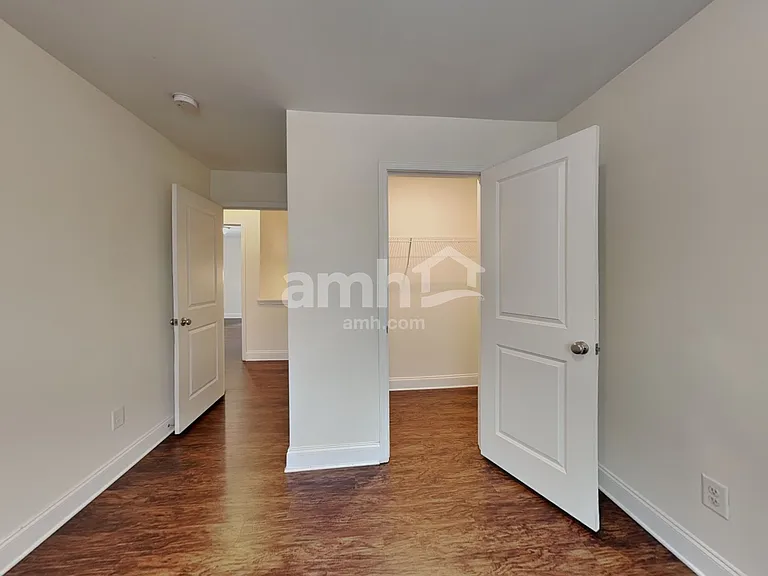 134 McBee St — Photo 19