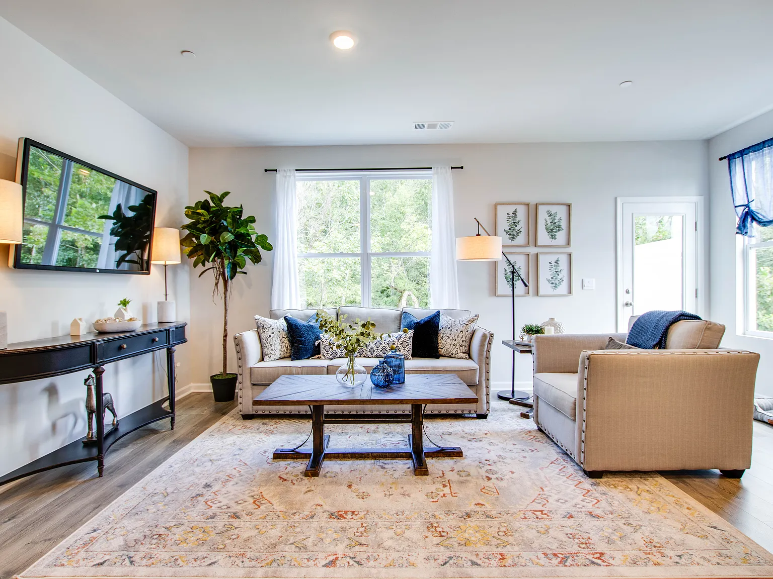 3 bed, 2.5 bath, 1474 sqft, $1,850 — Photo 3