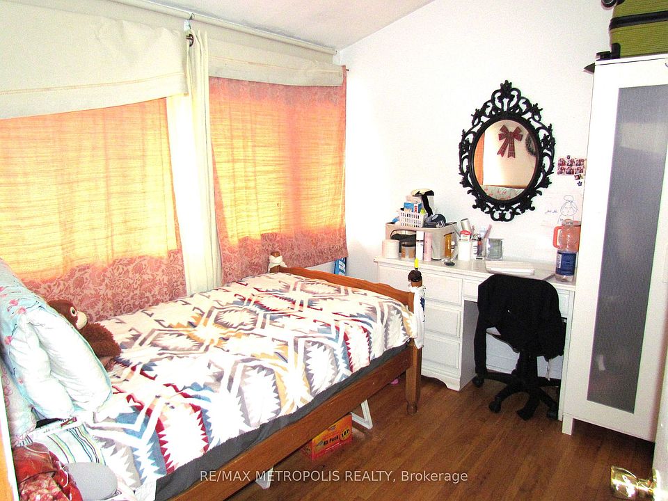 15 Inlet Mews Toronto ON Zillow