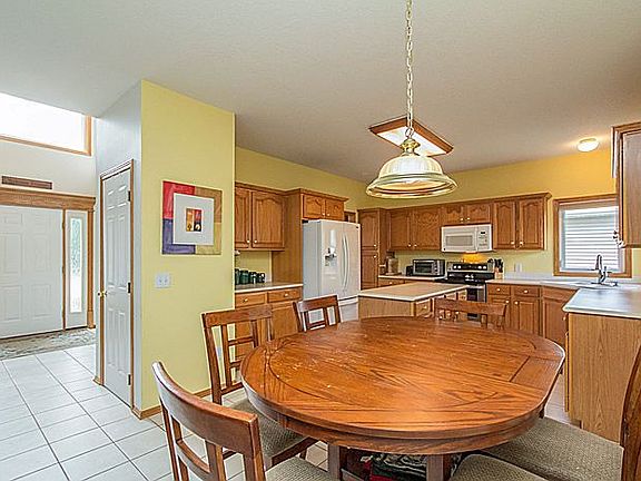 2nd image of 3209 SW Coves Dr