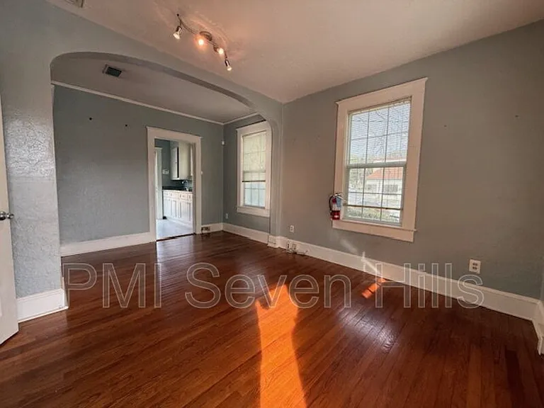 1350 N Gadsden St #B — Photo 6