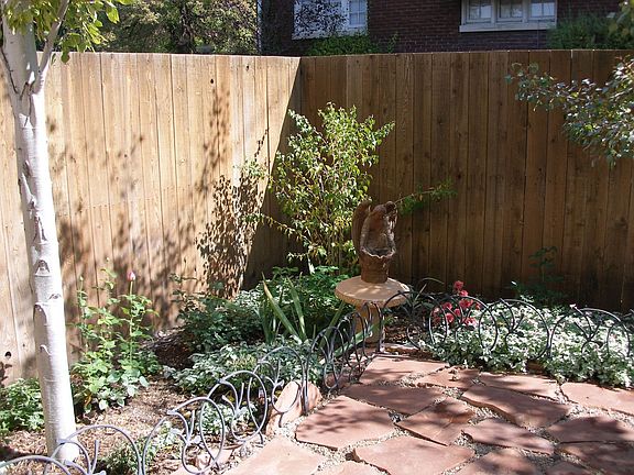 Lot's of flower beds