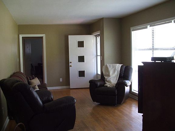 5th image of 905 McHann Dr #1/5