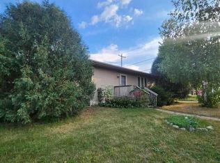 313 11th St N, New Ulm, MN 56073