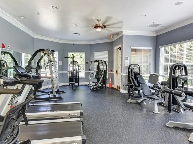 940 Village Trl #1-101 — Photo 3