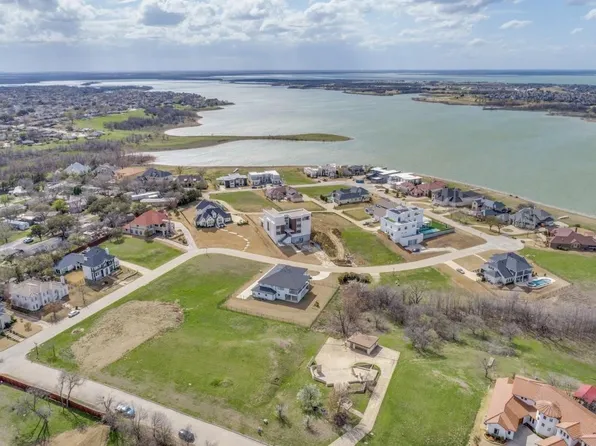 7413 Waters Edge Ct, The Colony, TX 75056