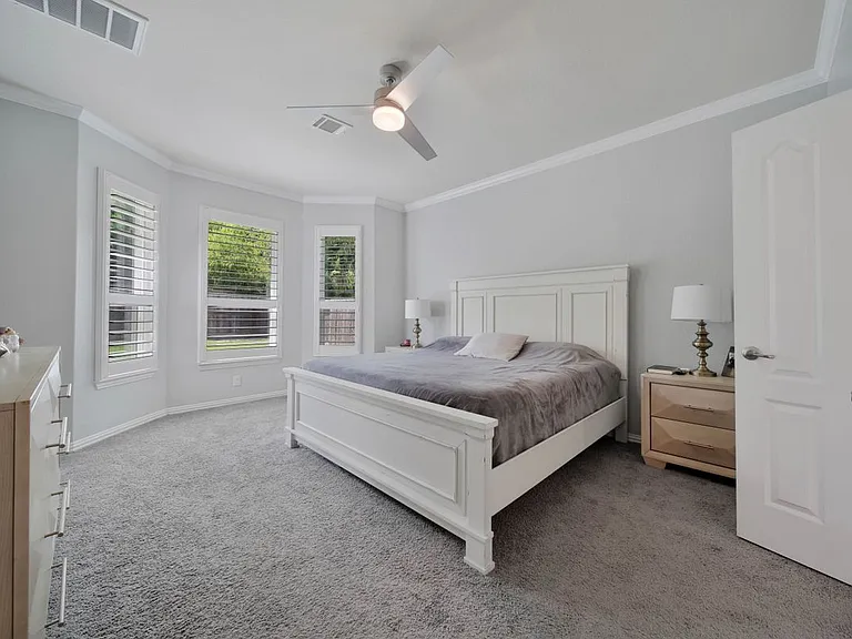 26028 Hasting Ridge Ln — Photo 18