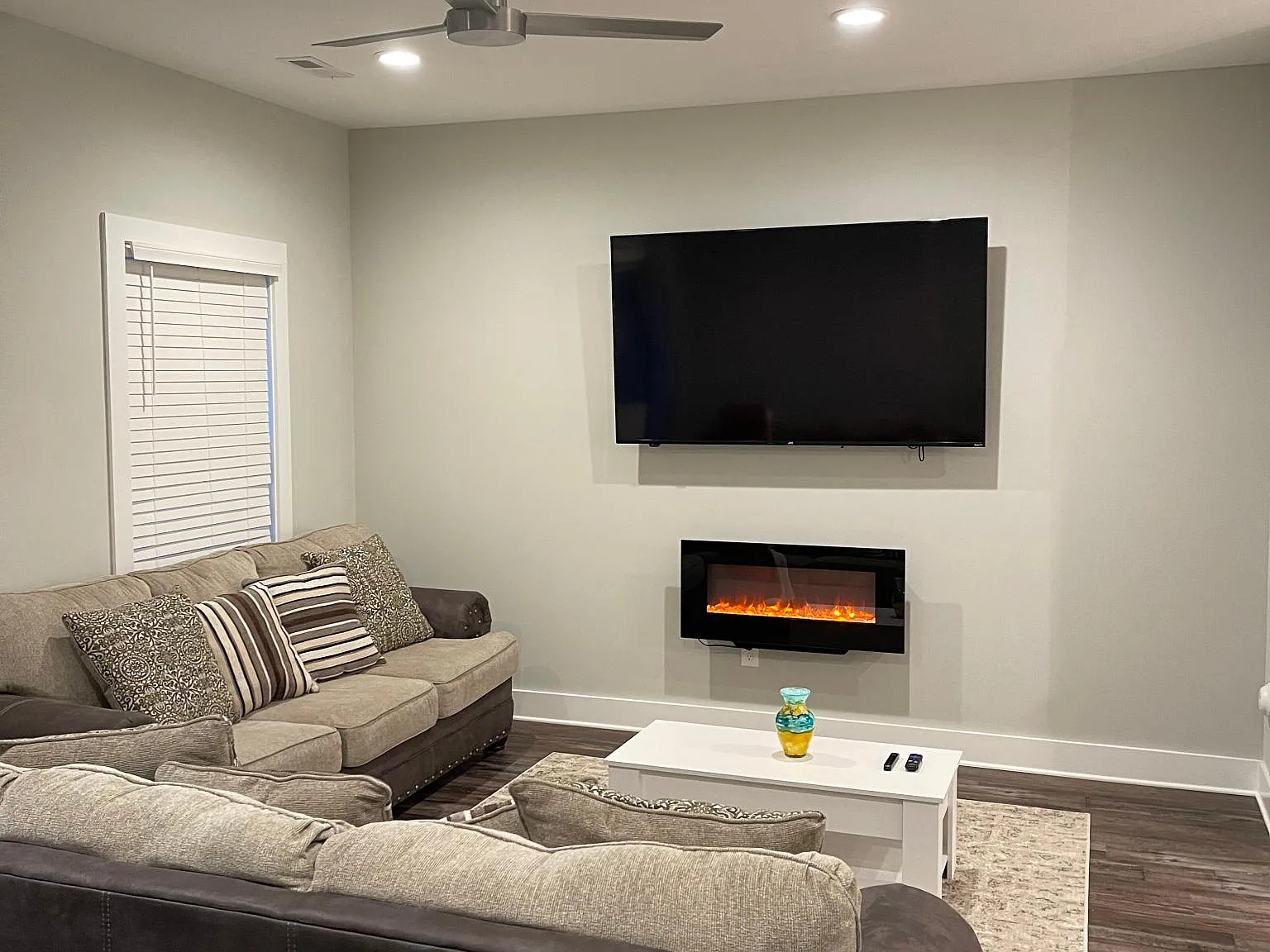 3 bed, 2.5 bath, 1525 sqft, $1,750 — Photo 3