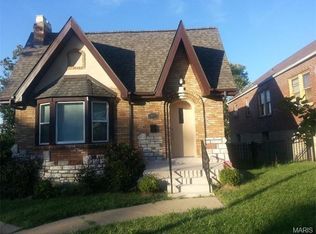 5853 Saloma Ave, Saint Louis, MO 63120