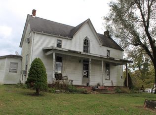 45 N Harrison St, Laurelville, OH 43156
